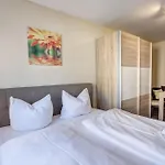 Gunsilius Apartment